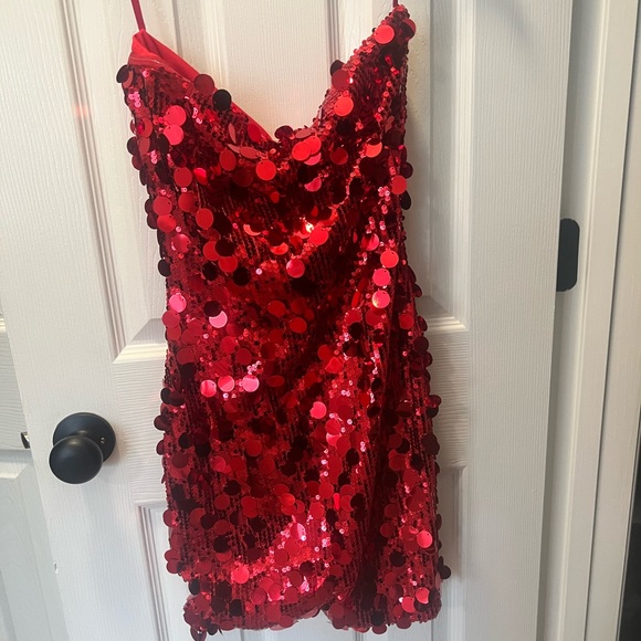 Runaway the label red sequin dress - Picture 2 of 5